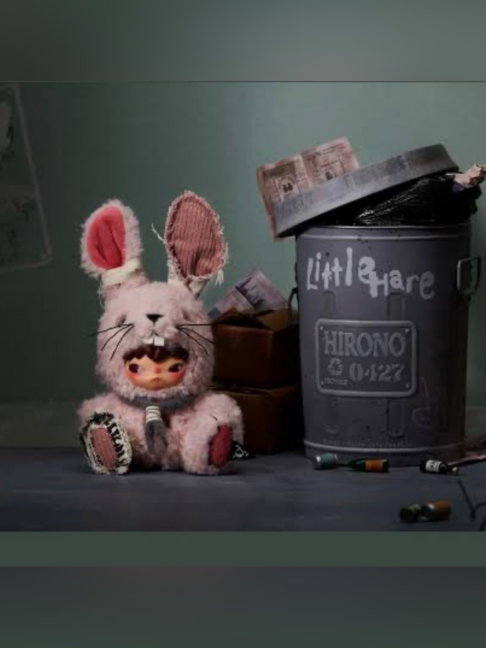 Pop mart Hirono little Hare: PINK